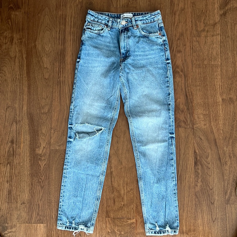 ZARA Women’s Straight Distressed Denim - Size 4